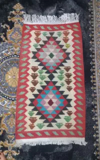 گلیم دست باف قدینی