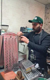 تعمیر سرویس دستگاه اسپرسوساز و قهوه همراه با ضمانت