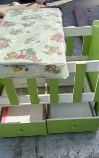 تخت  گهواره ای کودک