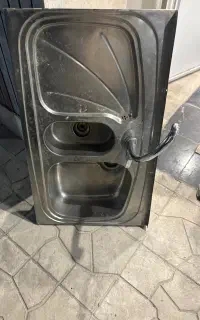 سینگ با شیر