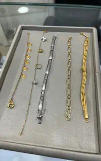 ۲۰۰ زیر تابلو فقط از وبسایت
