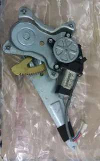 پدال گاز،بالابر شیشه عقب شاگرد x33 New