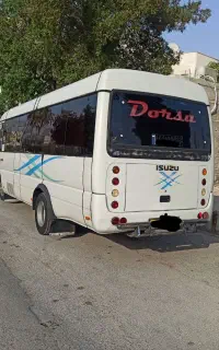 مینی بوس ایسزو