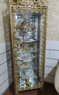 بوفه برنزی