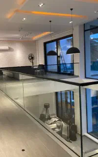 نرده شیشه ای ،کابین دوش،جام بالکن،سقف شیشه ای