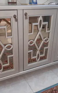 کنسول و آیینه و میز تی وی