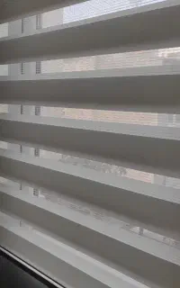 پرده زبرا در حد نو