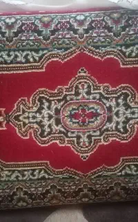 پشتی طرح قالی،