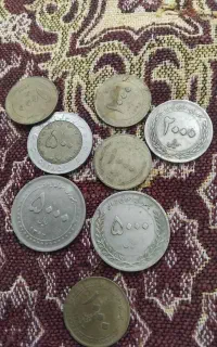 تعدادی سکه قدیمی