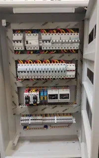برقکار ساختمان