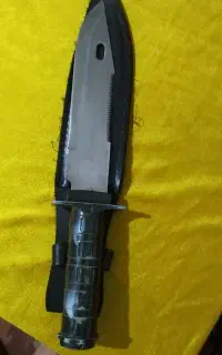 چاقو قطب نما دار
