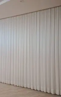 پرده مینیمال کاملا سالم و نو