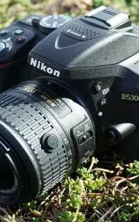 دوربین نیکون d5300 فوق تمیز
