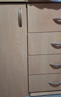 میز چرخ خیاطی
