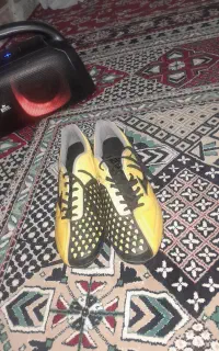 کفش چمن اصل پولکی صفر