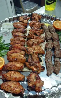 نیرو خانم برای تمیزکاری شستشو