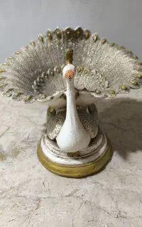 مجسمه تزیینی طاووس