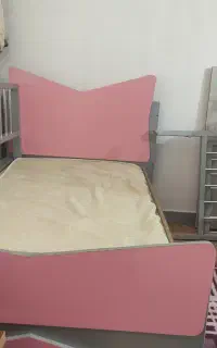 تخت ذخترانه حفاظ دار