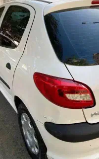 پژو ۲۰۶ مدل ۸۸ خانگی(کمکار و بسیار تمیز)