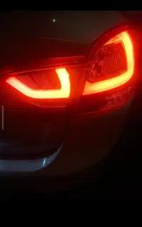 چراغ خطر  صندوق عقب کوییک نئون دار نورگستر