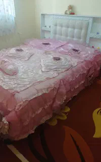 رو تختی ترک مروارید دوزی و تابلو