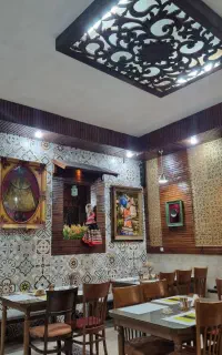 استخدام سالن دار (گارسون) رستوران