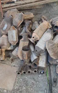 خاک و کاتالیزور