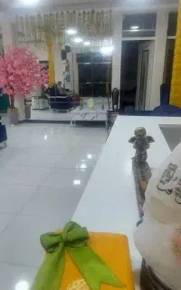 نیازمند مژه کار