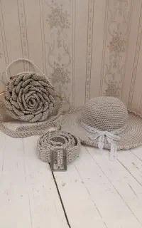کیف وکلاه ساحلی