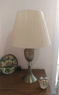 آباژور و ساعت باتری خور فانتزی