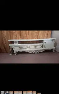 میز تلویزیون مدل سلطنتی