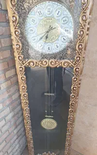 ساعت ایستاده مناسب برای اتاق خواب