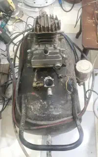 پمپ باد دو شلنگه 50 لیتری 250ولتاژ
