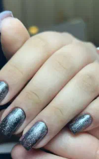 اموزش کاشت ناخن