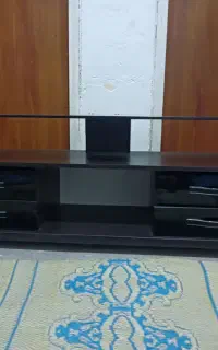 میز.زیر.تلوزیون.