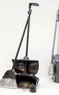 نظافت ساختمان و جابجایی وسایل