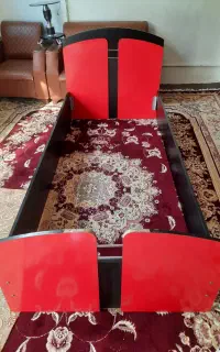 تخت خواب یک نفره