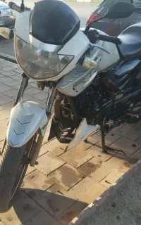آپاچی 180