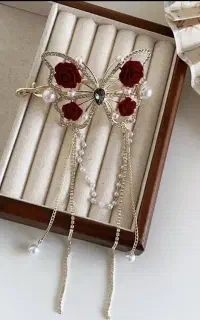 آویز زنجیری