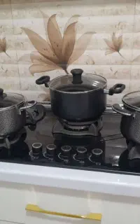 قابلمه بسیار نو و تمیز
