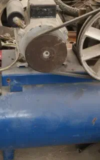 کمپرسور هوا ۱۰۰ لیتری