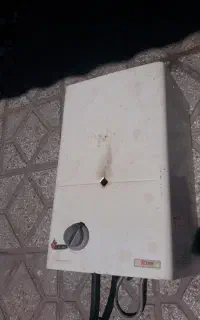 آبگرمکن بوتان ۱۲ جدید‌سالم رادیات نو