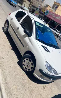 پژو۲۰۶تیپ۳مدل۹۹درجه۱