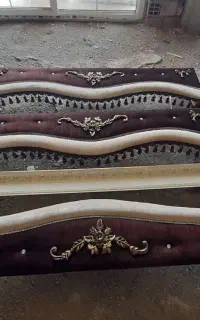 ۴ عدد پرده به همراه کتیبه و چوب پرده