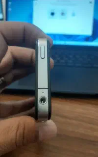 اپل ۴