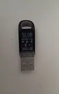 فلش 32 گیگ