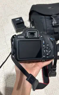 دوربین کنون 1200D