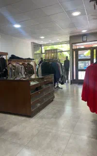 فروشنده پوشاک زنانه