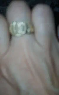 یه انگشتر گم شده