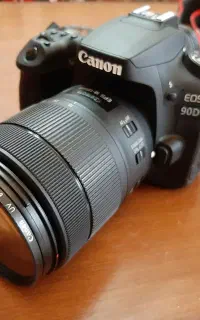 دوربین canon ۹۰d